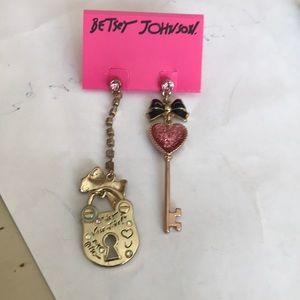 Betsey Johnson Mismatch Earrings